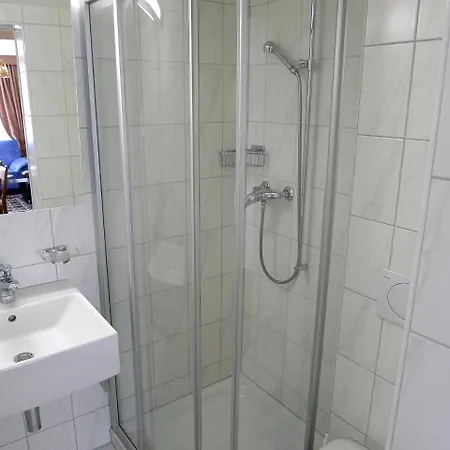 Holiday Home Maissen بيت للعطل ديسنتس